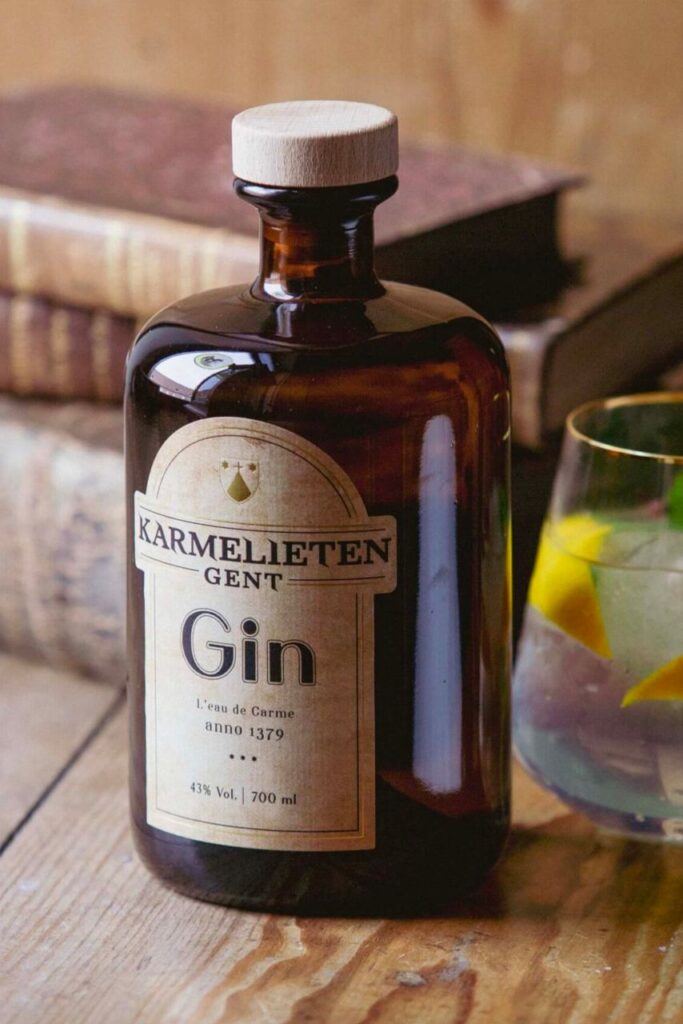 Karmelieten Gin